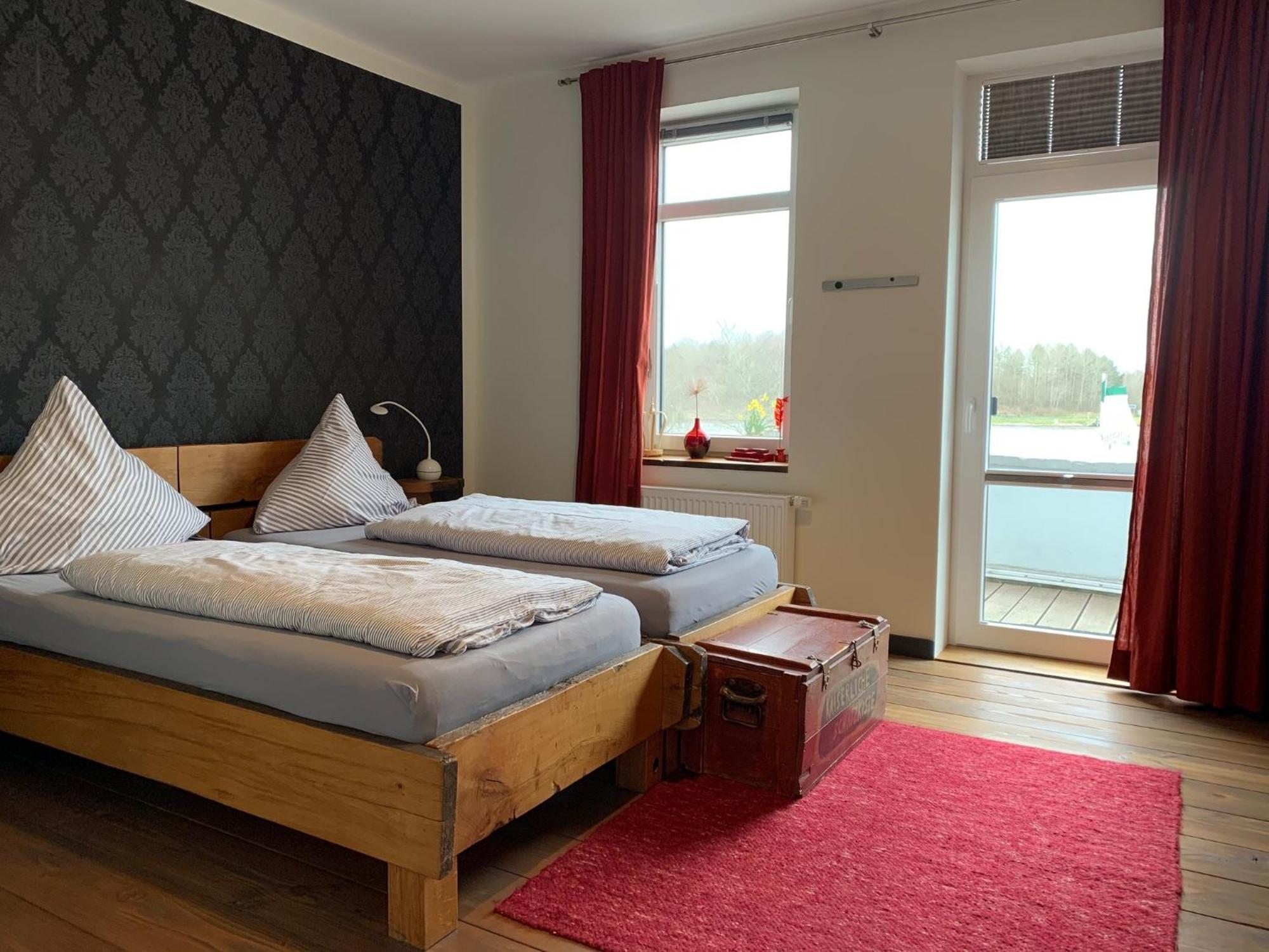 Kanal 33 Schafstedt Kamer foto